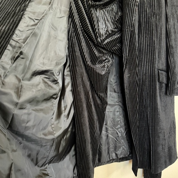 Men’s Black Velvet Pinstripe 2PC Long Coat  Suit - Picture 8 of 11